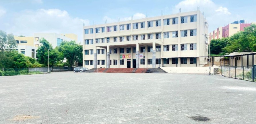 Bharati Vidyapeeth English Medium School Lohegaon Pune