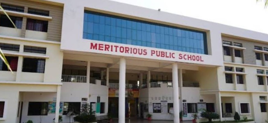 Meritorious Public School Tirora Gondia