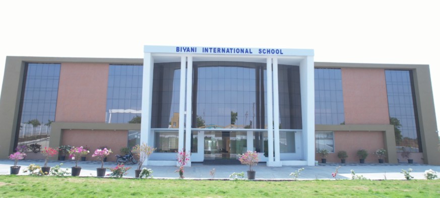Biyani international School Karwadi Hingoli