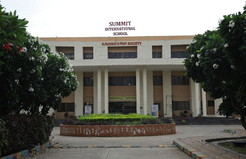 Summit International School Latur