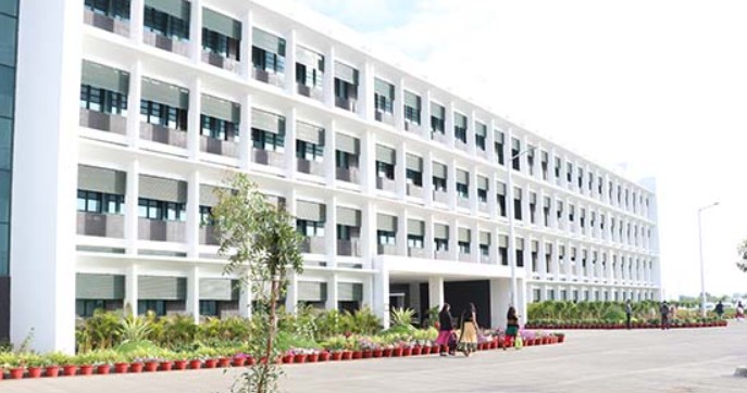 Bhavan's Bhagwandas Purohit Vidya Mandir Koradi Nagpur
