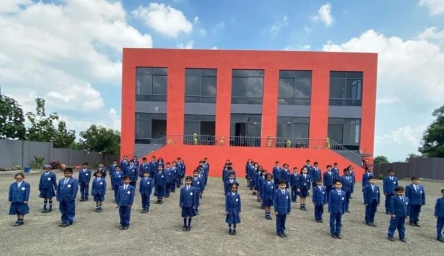 Flying Colours The Universal School Pimplegaon Khamb Nashik