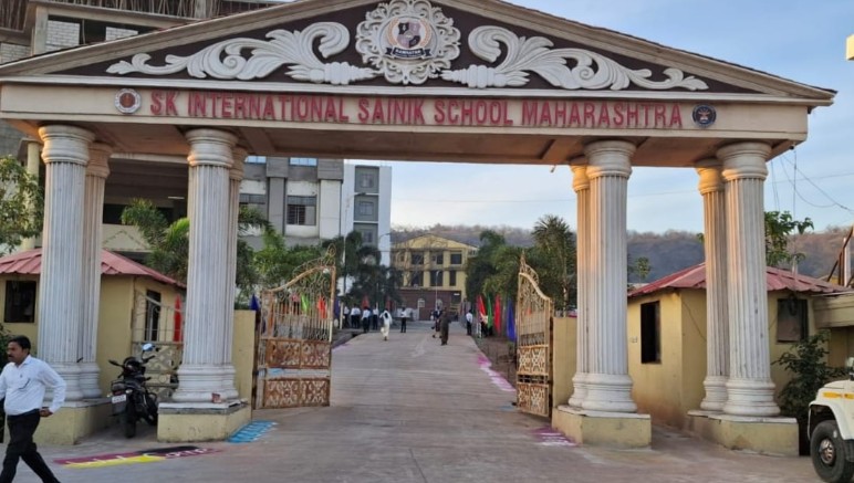 SK International Sainik School Rethare Dharan Sangli
