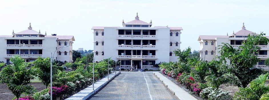 Smt. Prayag Karad Vishwashanti English Medium High School Barshi Solapur